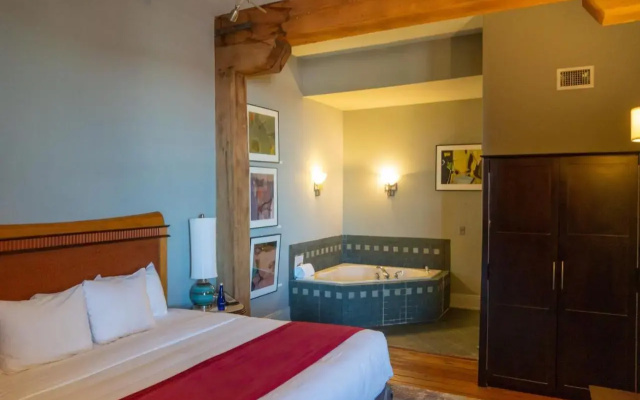 photo 4 of Lancaster Arts Hotel