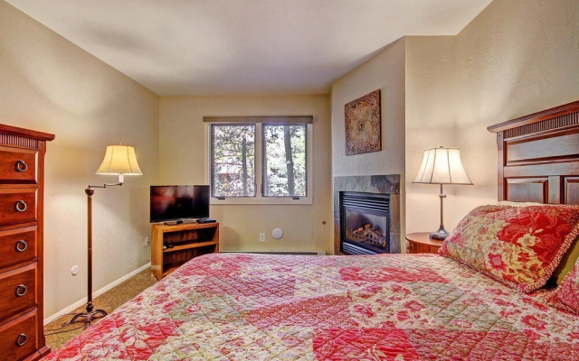 photo 4 of Lances West 7 2 Bedroom Condo by RedAwning