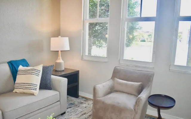 photo 4 of Landing Modern Apartment With Amazing Amenities Id5223