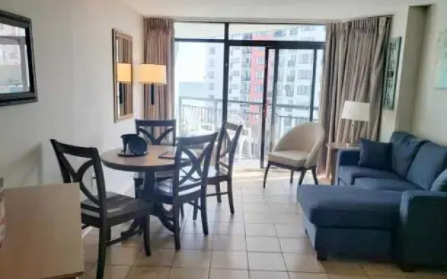 photo 3 of Landmark 650