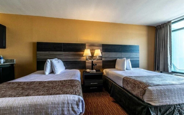 photo 5 of Landmark Resort 421