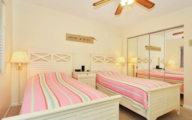 photo 3 of Lands End Resort