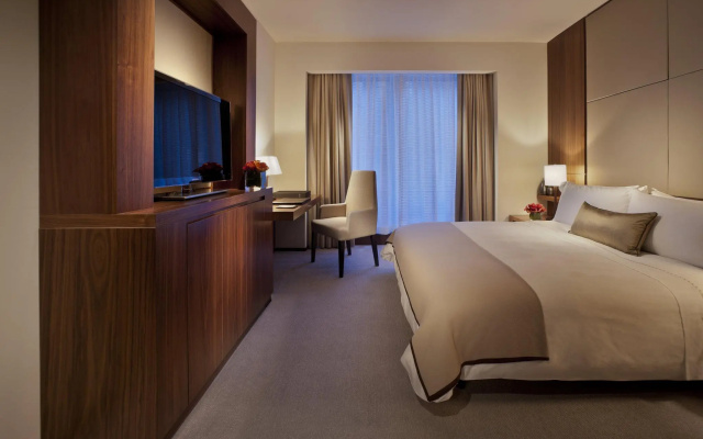 photo 4 of The Langham, New York, Fifth Avenue