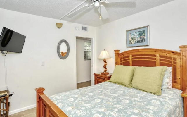 photo 5 of LaPlaya 109A Enjoy the balmy Gulf breezes in this corner end unit right on the beach