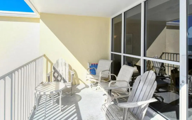 photo 2 of LaPlaya 206C Gorgeous vistas of the Gulf from this light and bright end unit with private access to the beach