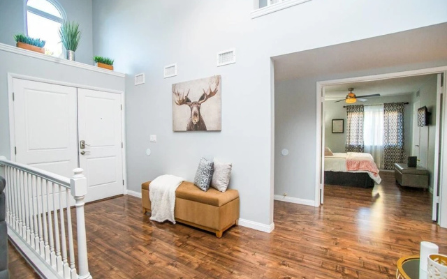 photo 3 of Laredo Legato 4 bd 3 ba Sparkling Pool & Spa!