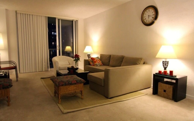 photo 4 of Large 1 Bedroom Bay View Apartment Or610