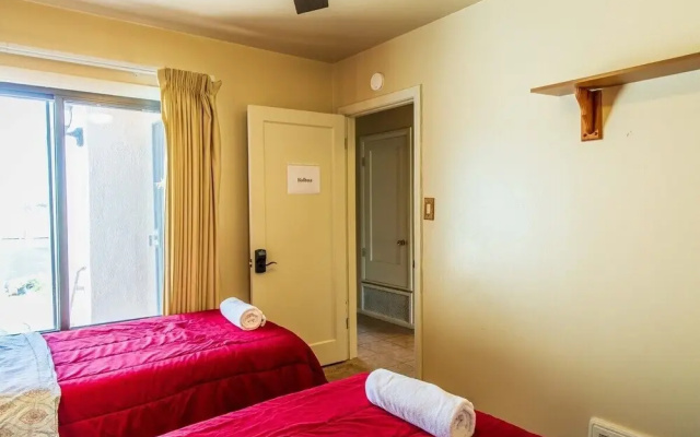 photo 5 of Large 2 Bed w/ Room For 8