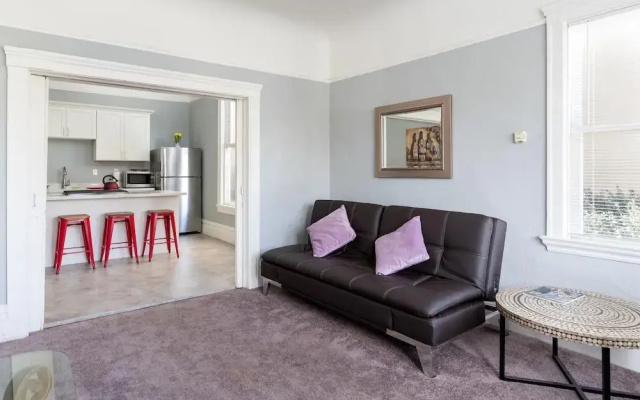photo 3 of Large and Lovely 3 Bedroom Flat