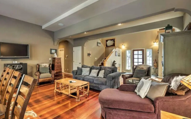 photo 3 of Large Home in Central Truckee With Private Hot Tub