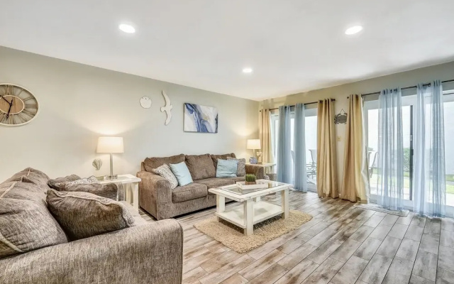photo 4 of Largo Mar by Book That Condo