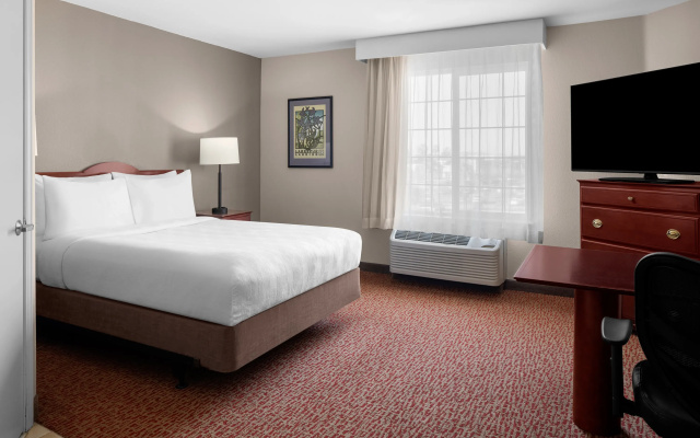 photo 4 of Larkspur Landing Extended Stay Suites Bellevue