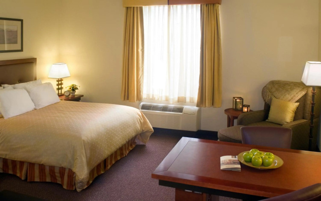 photo 4 of Larkspur Landing Extended Stay Suites Campbell
