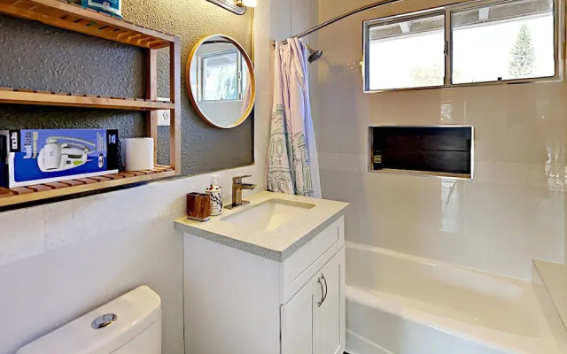 photo 3 of Larry 10631 - 3 Br home by RedAwning