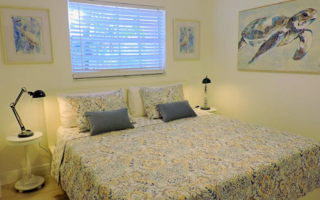 photo 4 of Las Brisas 5/3 For10 Guests Heated Pool Beach 1 Mi