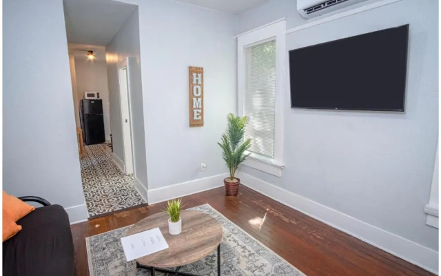 photo 2 of Las Carolinas #1 Cozy 1BR1BA Sleeps 4