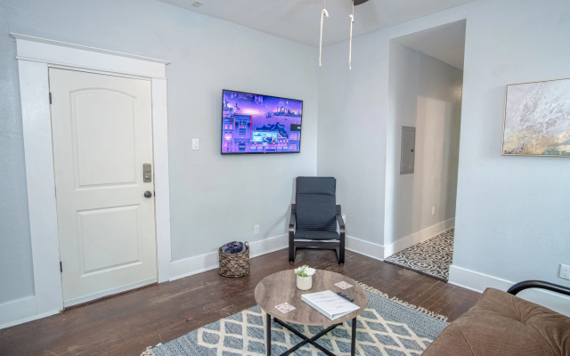 photo 2 of Las Carolinas #4 Cozy 1BR/1BA Sleeps 5