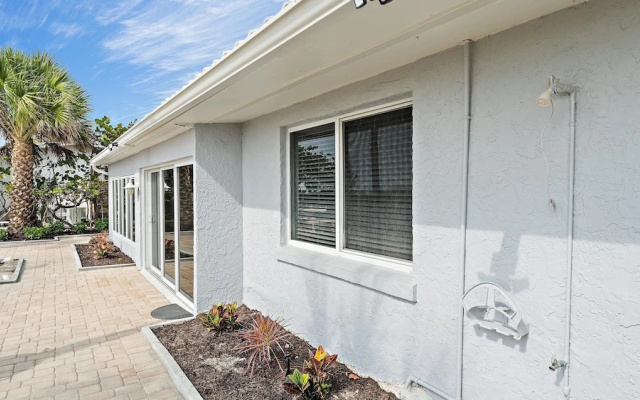 photo 5 of Las Hermanas 1 Studio by RedAwning