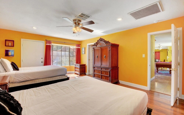 photo 4 of Las Vegas Elegance! Pool Table & Sparkling Pool! 3 Bedroom Home by RedAwning