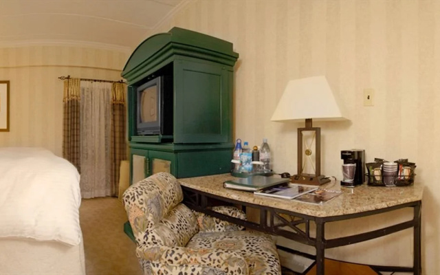 photo 3 of The Latham Hotel Georgetown