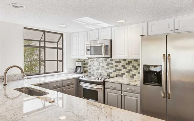 photo 5 of L'Atrium 2779 - Two Bedroom Home