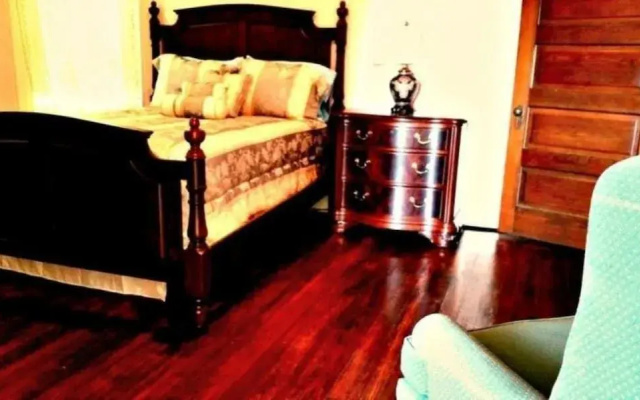 photo 5 of Laurel Manor Bed and Breakfast