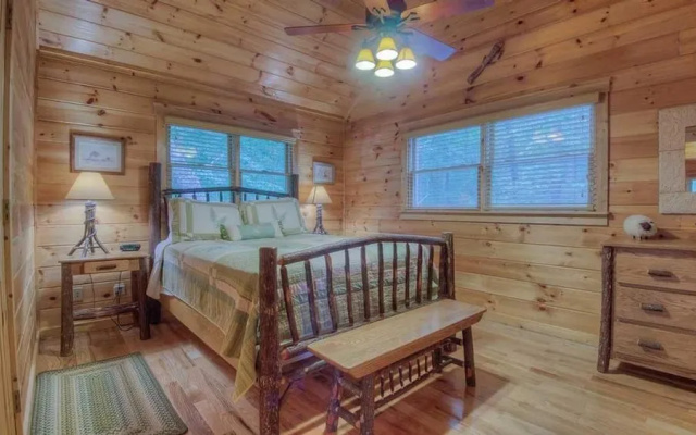 photo 3 of Laurel Valley Lodge by Escape to Blue Ridge