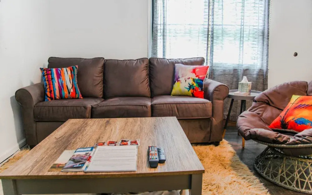 photo 4 of Lavish 1 Bd Apartment in Music City Near DT