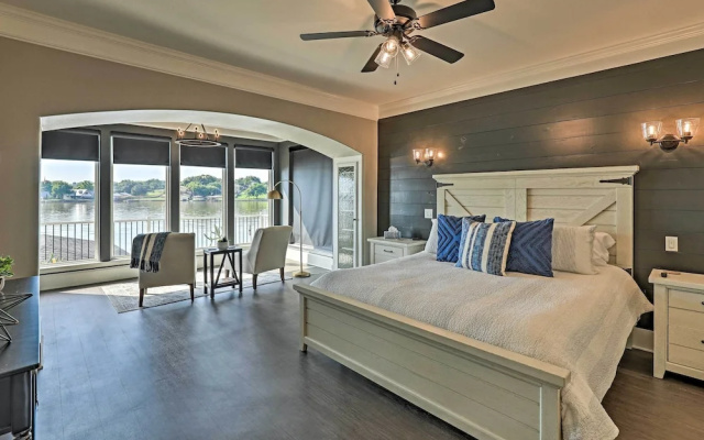 photo 5 of Lavish Lake House, Near Vineyards + Marinas!