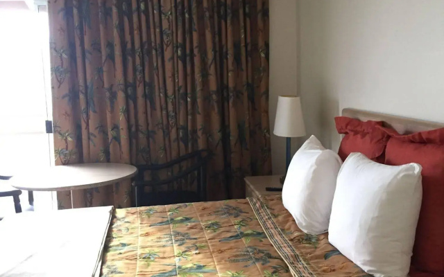 photo 5 of LAX Suites