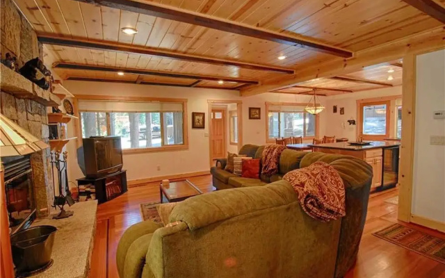 photo 2 of Lazy Bear Lodge W/huge Deck and Hot Tub! #247