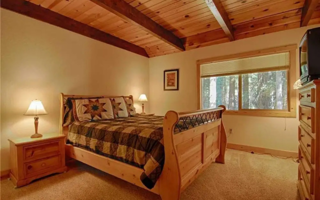 photo 4 of Lazy Bear Lodge W/huge Deck and Hot Tub! #247