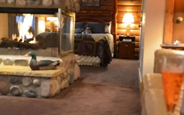 photo 3 of Lazy Cloud Bed and Breakfast