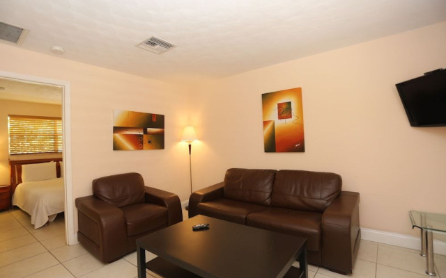 photo 4 of Lauderdale Villas, Suites by the Sea