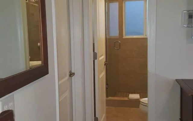 photo 3 of Le Cabanon Motel
