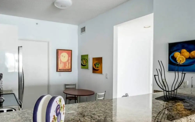 photo 3 of Le Marina Bay 801 - Condo 6 People, Sunny Isles