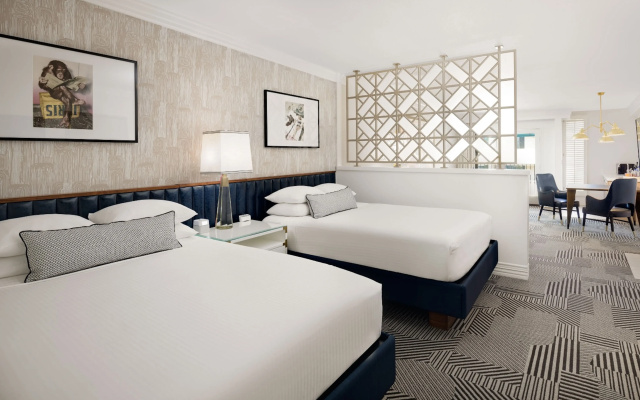 photo 2 of Le Parc at Melrose