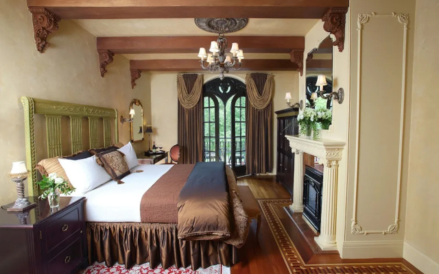 photo 3 of Ledson Hotel