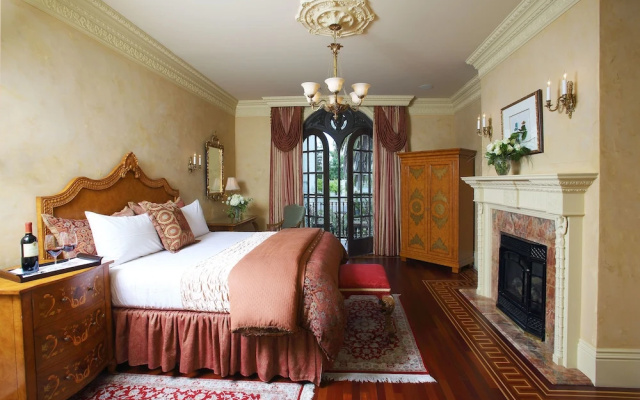 photo 4 of Ledson Hotel