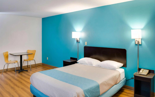 photo 4 of Motel 6 Richmond, IN