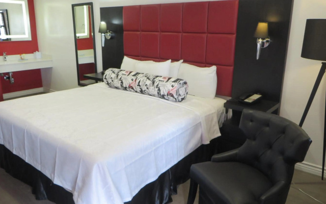 photo 4 of Legend Hotel Hollywood