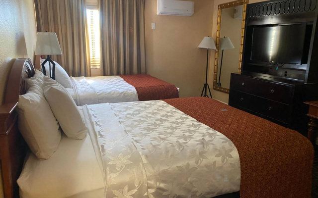photo 2 of Lemon Tree Hotel & Suites Anaheim