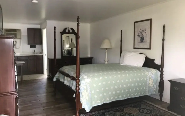 photo 5 of Leola Inn and Suites