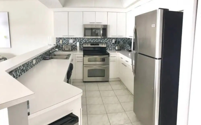 photo 4 of Les Pélican 410 - Condo 4 People, Sunny Isles