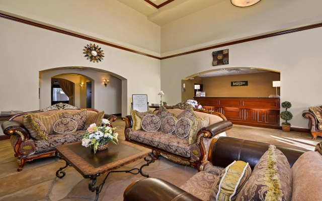 photo 2 of Fountain Park Hotel, BW Signature Collection