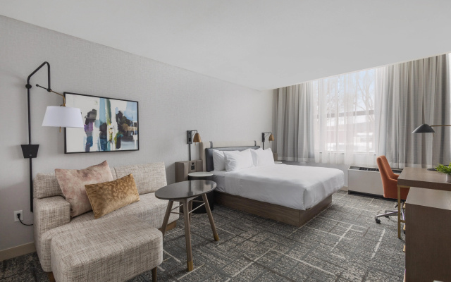 photo 4 of Crowne Plaza Lansing by IHG