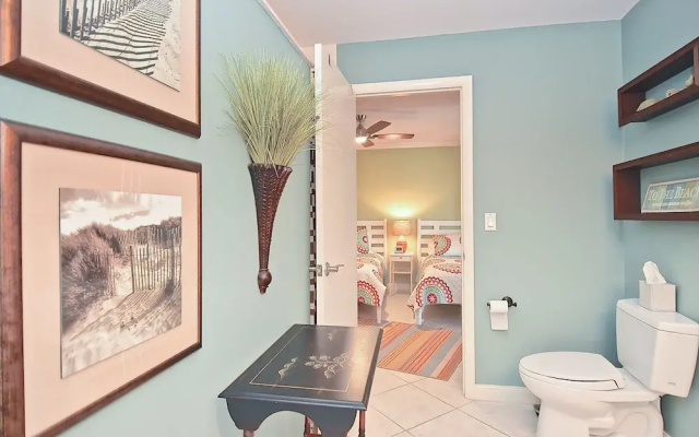 photo 2 of Lido Beach Home 4 Bedrooms 4 Bathrooms Home