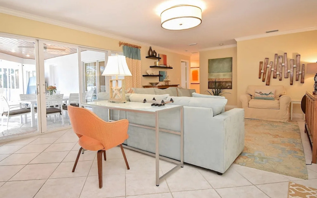 photo 3 of Lido Beach Home 4 Bedrooms 4 Bathrooms Home