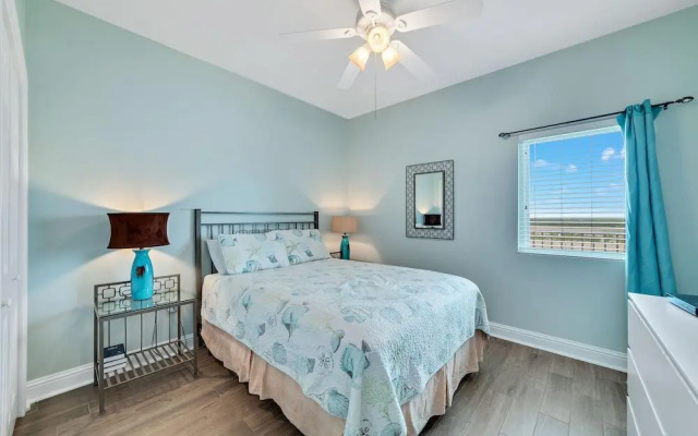 photo 5 of Lighthouse Condos By Hosteeva