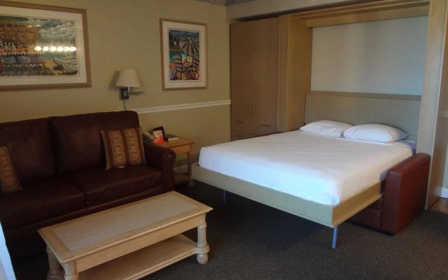 photo 2 of Lighthouse Cove Resort